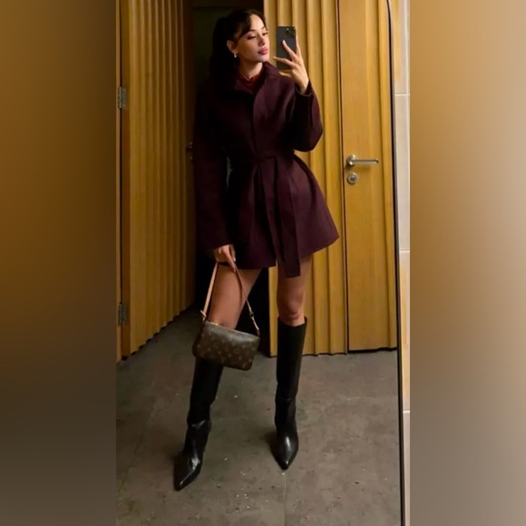 ZARA BELTED WOOL BLEND COAT ZW COLLECTION  
LARGE  VIRAL WINTER JACKET BURGUNDY - Picture 1 of 17